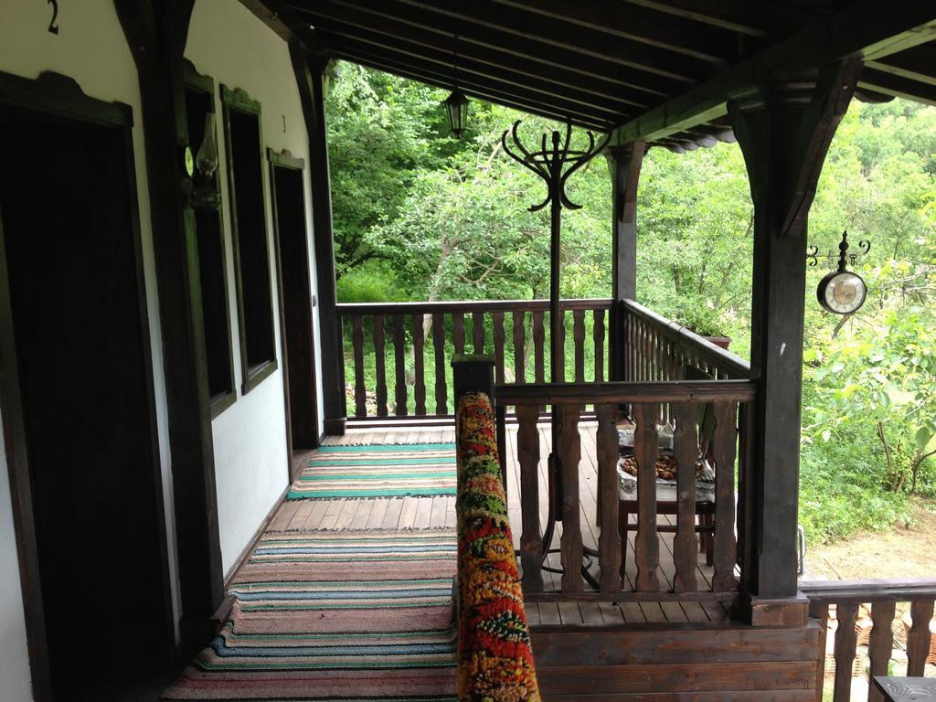 Milkovata Guest House Koshov Екстер'єр фото