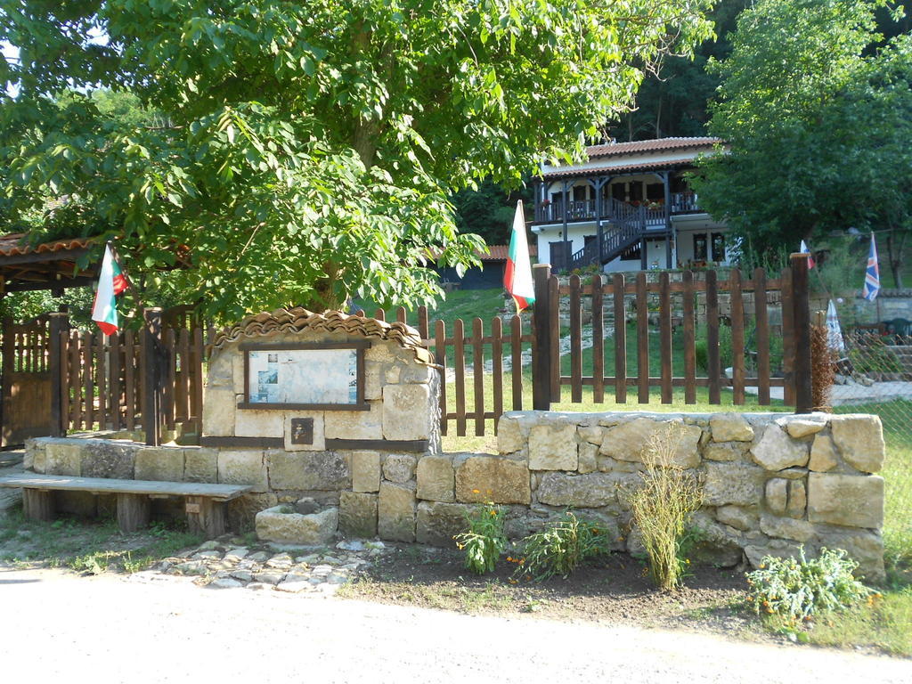 Milkovata Guest House Koshov Екстер'єр фото