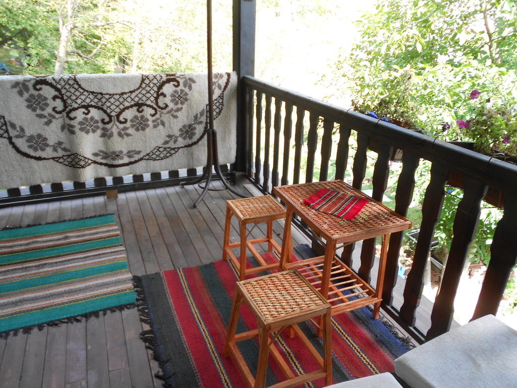 Milkovata Guest House Koshov Екстер'єр фото